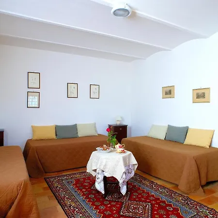 Cuore La Madreselva A Spello